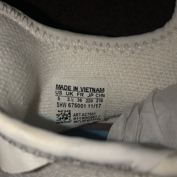 Adidas Y.O.U Nerds (brand new never worn) - Picture 6 of 8